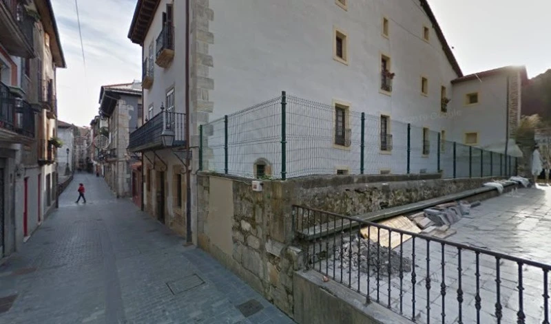M Aránzazu Azcoaga Arana
