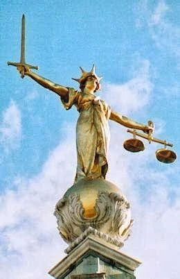 Salvador  Peris, Abogados
