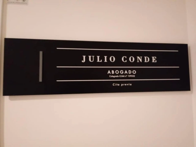 Julio Conde - Abogado