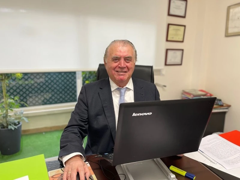 Bufete Ramón Dávila