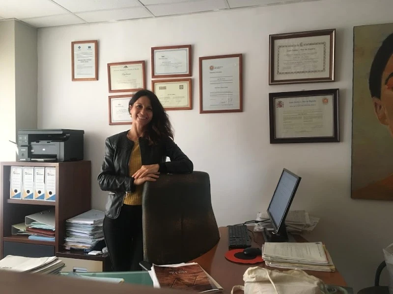 Abogada Ana Vila Torres