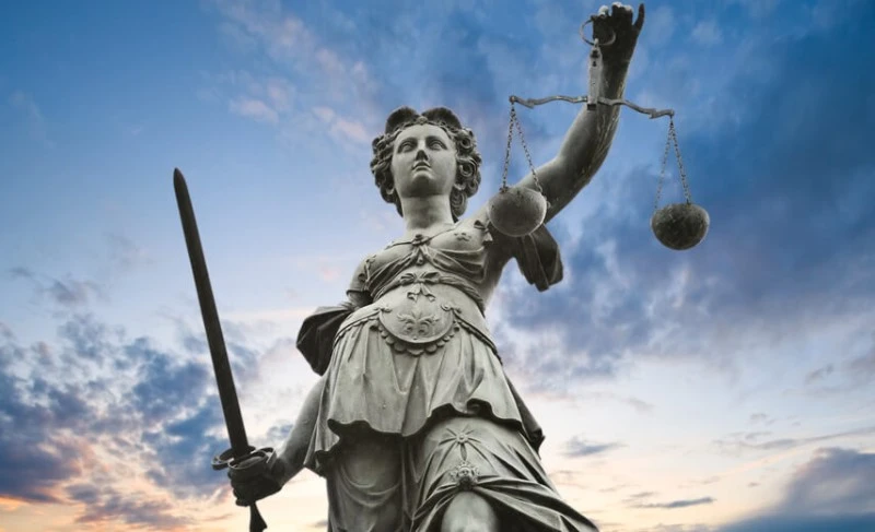 PB ABOGADOS  ASESORES
