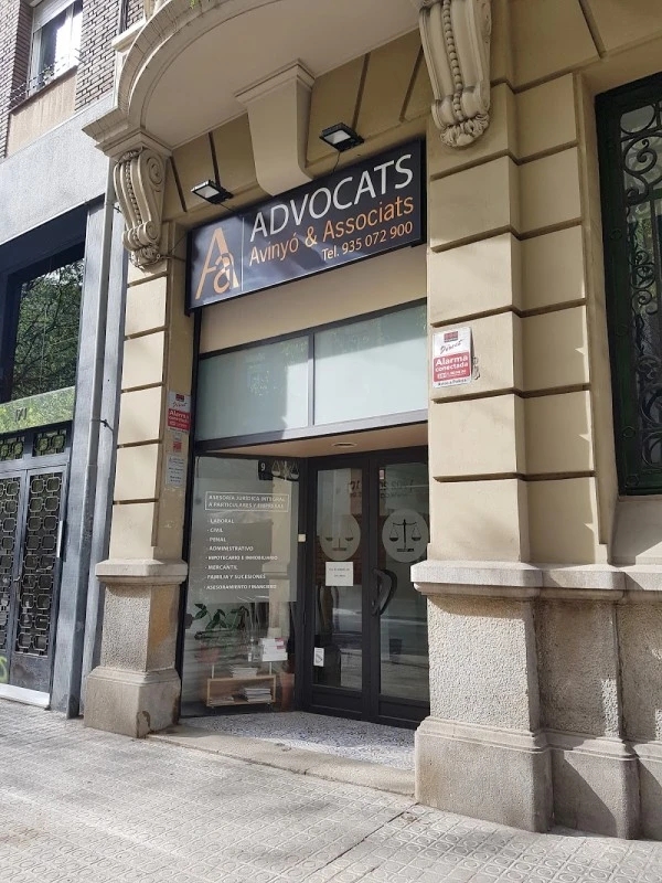 Avinyó  Associats