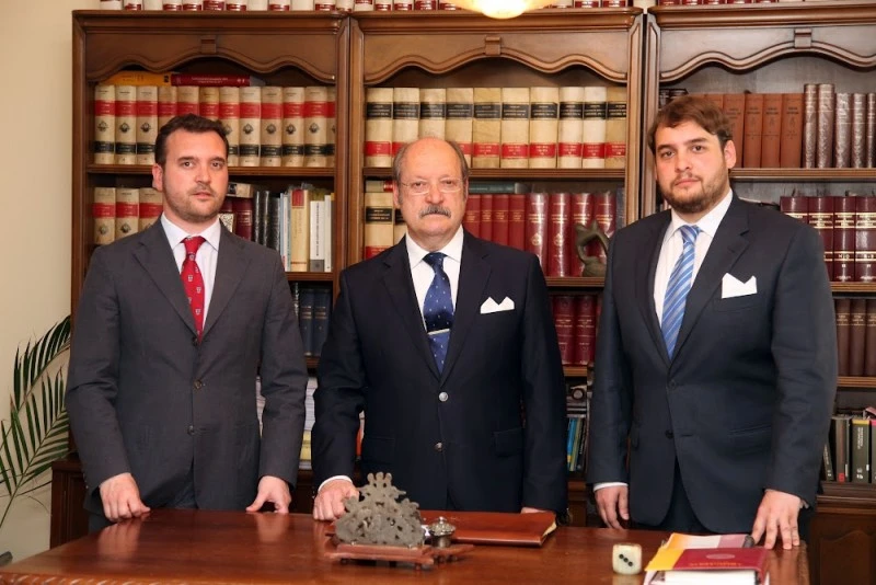 Gavilanes Abogados