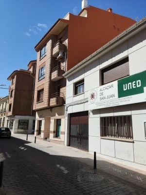 De la Torre Asociados
