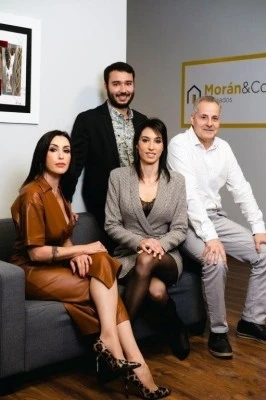 MORAN  CO , ABOGADOS