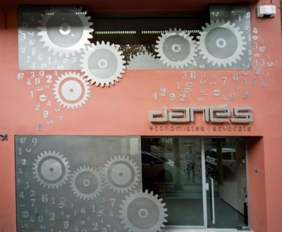 Danés Economistes i Advocats