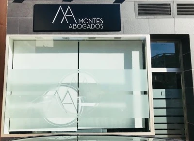 MONTES ABOGADOS