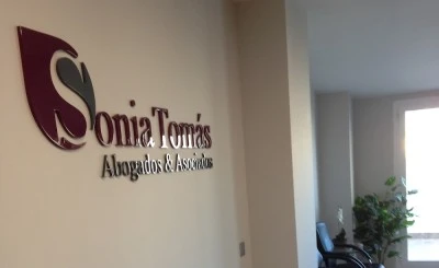 SONIA TOMAS ABOGADOS  ASOCIADOS