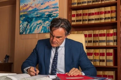 Abogados Luis Baños