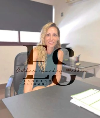 Esther Sánchez Hellín Abogado