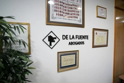 De La Fuente Abogados