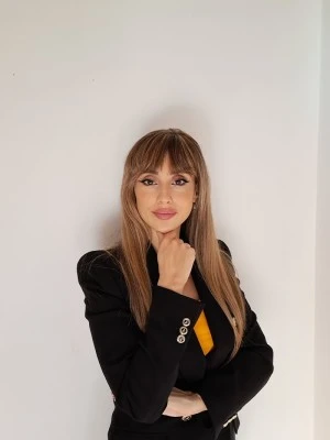 Abogado de Extranjeria María Cardona