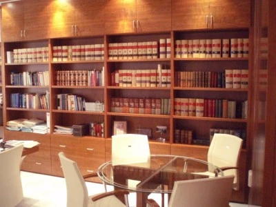 Lealtadis Abogados SLP