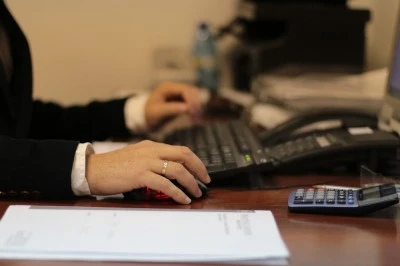 Martínez Cardona, Abogados y Asesores