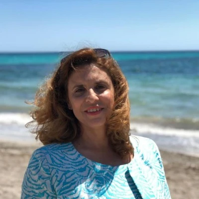 Arantxa Estrada - Procurador de tribunales