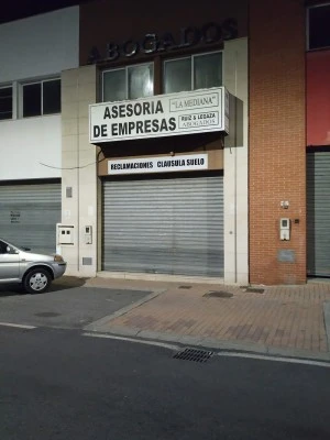 Asesoria De Empresas "La Mediana" Ruiz  Legaza Abogados
